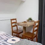 De Genderense Hoeve Casa de Férias *
