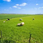 De Genderense Hoeve Casa de Férias