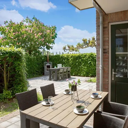 Σπίτι διακοπών De Genderense Hoeve Genderen