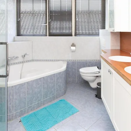 De Genderense Hoeve *