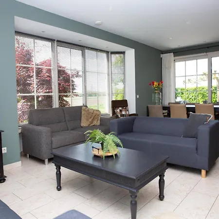 Σπίτι διακοπών De Genderense Hoeve *