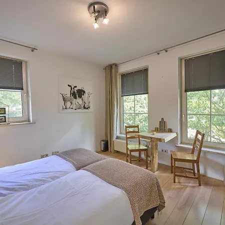 De Genderense Hoeve * Genderen