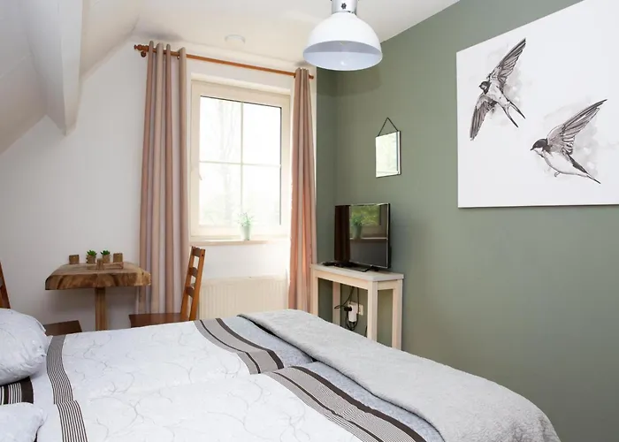 بيت للعطل De Genderense Hoeve *