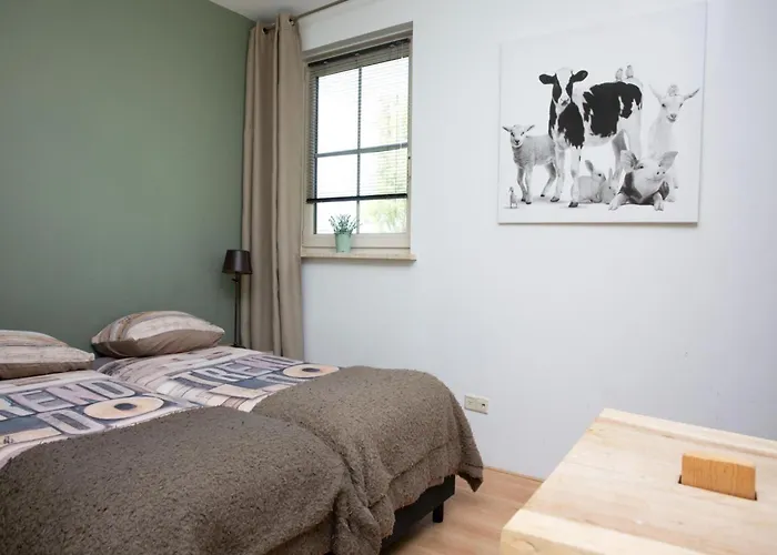 بيت للعطل De Genderense Hoeve