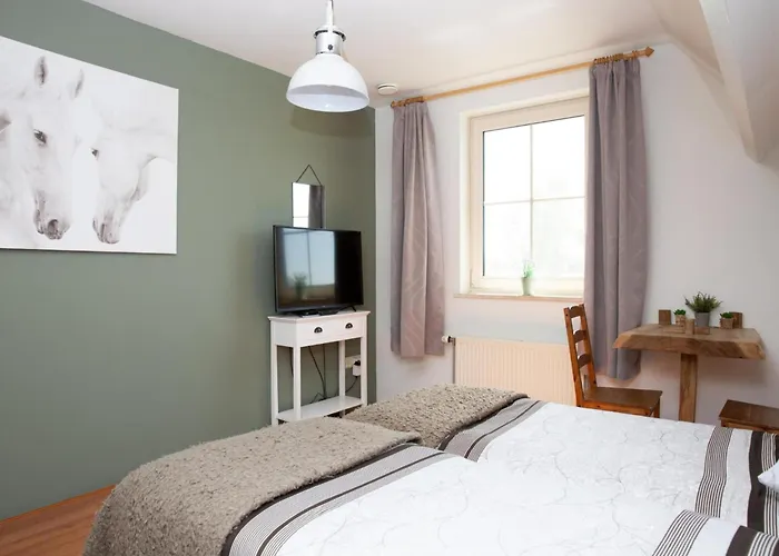 بيت للعطل De Genderense Hoeve