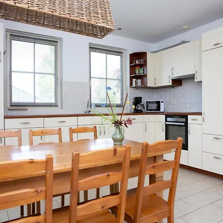 De Genderense Hoeve Genderen