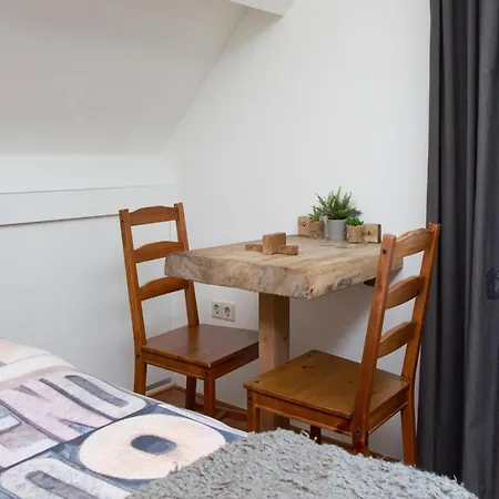 De Genderense Hoeve 펜션 *